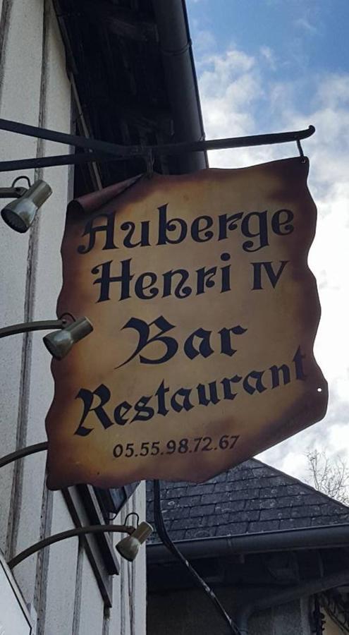 Auberge Henri IV Segur-le-Chateau ภายนอก รูปภาพ